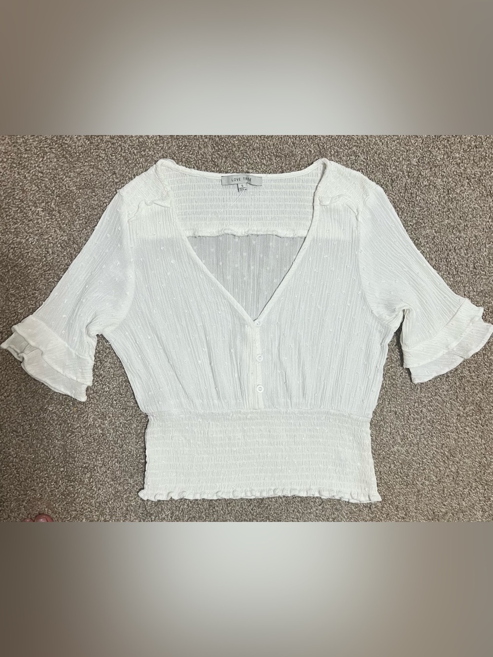 Love Tree White Smocked V-Neck Button Top Size Small